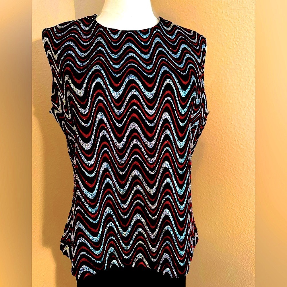 Sleeveless Blouse.  Sparkly, Classy, Elegant - Picture 5 of 8
